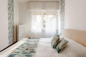 Cozy apt walking distance sea and near Golf & ICLASS